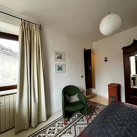 Casa Con Vista Via Francesco Agnifili Aq Rocca di Mezzo